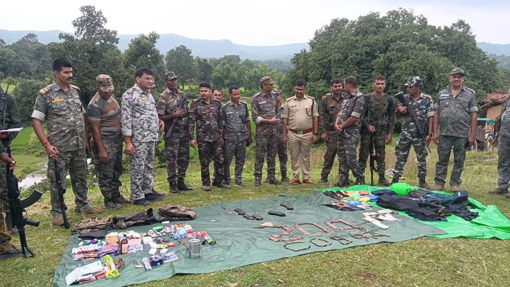 गोरहर थाना क्षेत्र अंतर्गत पातिंतीरी के टोला लहरगोड्डा जंगल में आमने/सामने हुए माओवादी और पुलिस, घंटों हुई गोलीबारी
